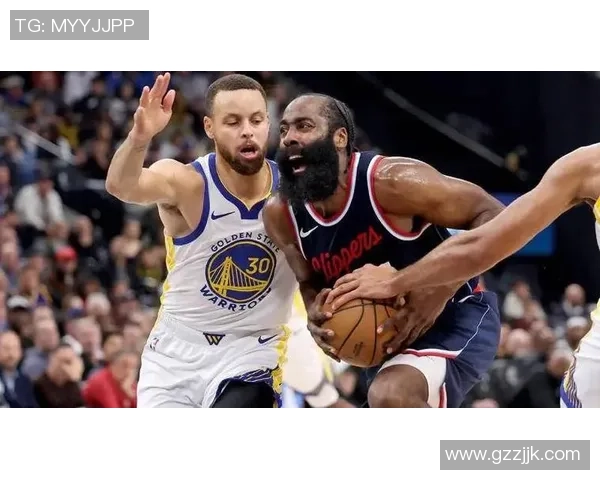 11月13日NBA常规赛勇士对快船精彩录像回放与赛后分析